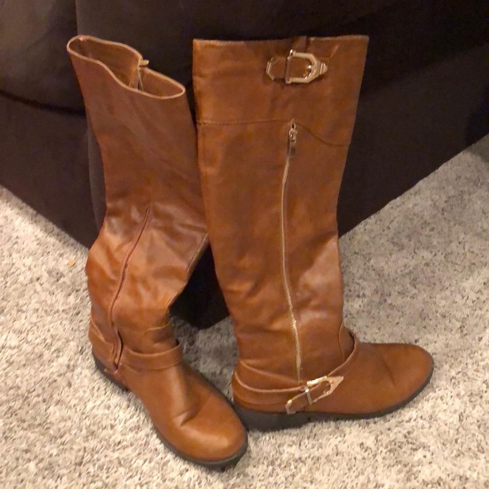 Tall leather boots